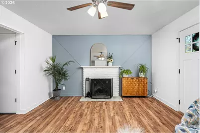 12311 SE Ramona St, Portland, OR 97236 - Photo 5