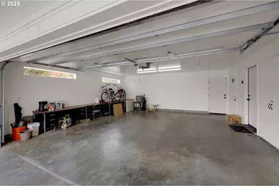 820 Lariat Dr, Eugene, OR 97401 - Photo 43