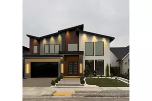 590 W U St, Washougal, WA 98671 - Photo 5