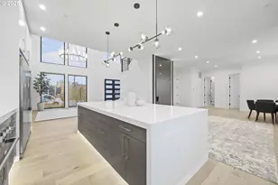 590 W U St, Washougal, WA 98671 - Photo 15