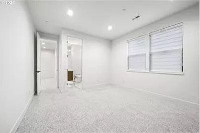 590 W U St, Washougal, WA 98671 - Photo 25