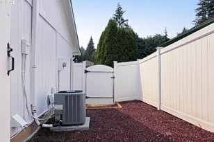 36300 Yocum Loop, Sandy, OR 97055 - Photo 45