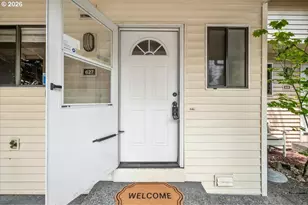 627 N Hayden Bay Dr, Portland, OR 97217 - Photo 39