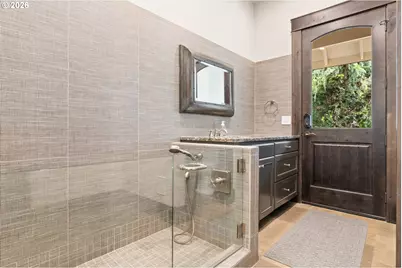 31553 SW Isle Way Ln, West Linn, OR 97068 - Photo 21