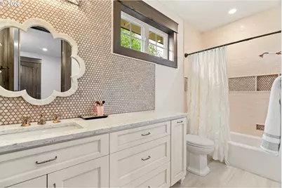 31553 SW Isle Way Ln, West Linn, OR 97068 - Photo 33