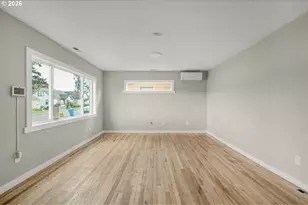 1001 S 6th Ave, Kelso, WA 98626 - Photo 5