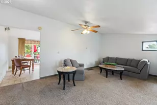 2522 SW Marshall Ave, Pendleton, OR 97801 - Photo 9