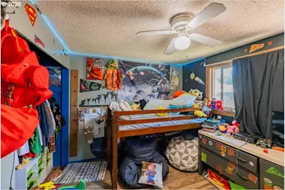 350 W Pine St, Sweet Home, OR 97386 - Photo 19