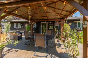 350 W Pine St, Sweet Home, OR 97386 - Photo 25