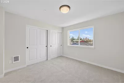 9279 E Burnside St, Portland, OR 97216 - Photo 13