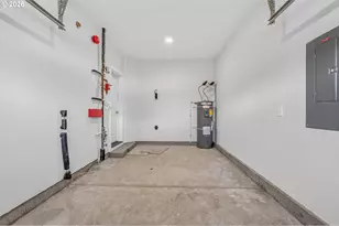 9279 E Burnside St, Portland, OR 97216 - Photo 3