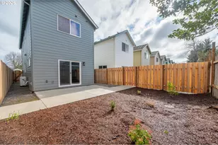 9279 E Burnside St, Portland, OR 97216 - Photo 25