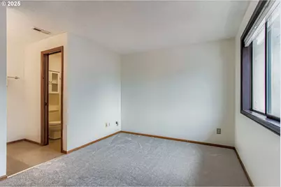 3248 NE 29th St, Gresham, OR 97030 - Photo 25