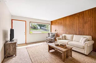 4934 SE Malden Dr, Portland, OR 97206 - Photo 5