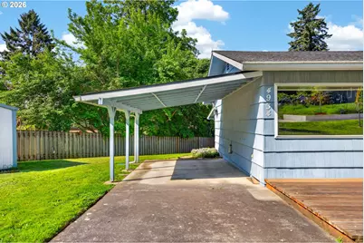 4934 SE Malden Dr, Portland, OR 97206 - Photo 3