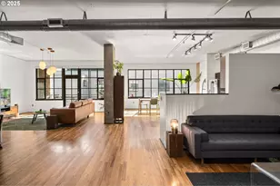 408 NW 12th Ave, Portland, OR 97209 - Photo 3