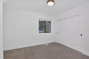 3745 Division Ct, Lake Oswego, OR 97035 - Photo 17