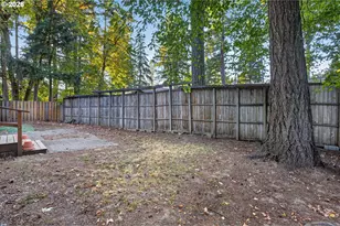 3745 Division Ct, Lake Oswego, OR 97035 - Photo 21