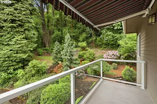 22868 SW Hillcrest Rd, West Linn, OR 97068 - Photo 33