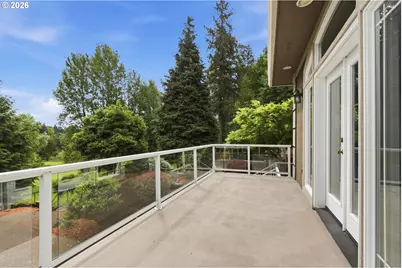 22868 SW Hillcrest Rd, West Linn, OR 97068 - Photo 9