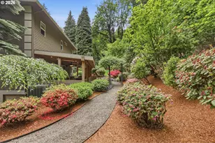 22868 SW Hillcrest Rd, West Linn, OR 97068 - Photo 41