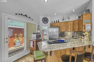 19609 NE Marine Dr, Portland, OR 97230 - Photo 5