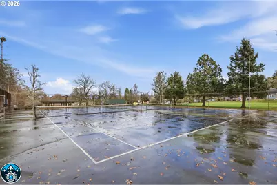 557 W 19th Ave, Eugene, OR 97401 - Photo 39