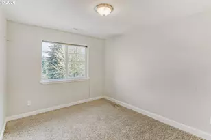 21533 SW Susan Ln, Beaverton, OR 97003 - Photo 25