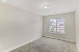 21533 SW Susan Ln, Beaverton, OR 97003 - Photo 19