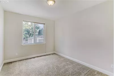21533 SW Susan Ln, Beaverton, OR 97003 - Photo 17