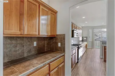 21533 SW Susan Ln, Beaverton, OR 97003 - Photo 13