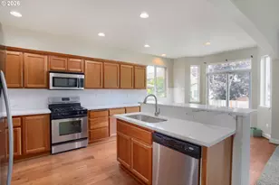 21533 SW Susan Ln, Beaverton, OR 97003 - Photo 11