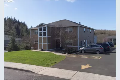 2047 SE Huckleberry Ave, Warrenton, OR 97146 - Photo 3