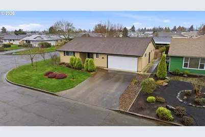 1967 Astor Way, Woodburn, OR 97071 - Photo 7