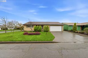 1967 Astor Way, Woodburn, OR 97071 - Photo 5