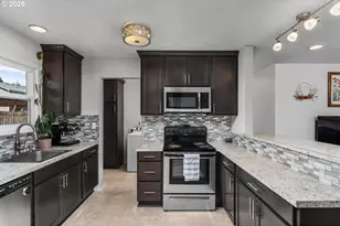 6625 SE 87th Ave, Portland, OR 97266 - Photo 9