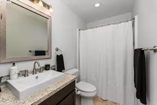 6625 SE 87th Ave, Portland, OR 97266 - Photo 19