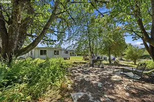 22975 NE Dayton Ave, Newberg, OR 97132 - Photo 41