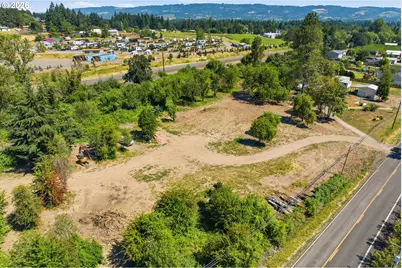 22975 NE Dayton Ave, Newberg, OR 97132 - Photo 3