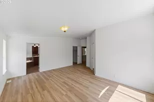 67752 Beaver Loop Rd, North Bend, OR 97459 - Photo 37