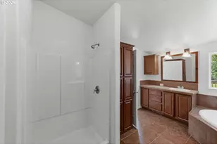 67752 Beaver Loop Rd, North Bend, OR 97459 - Photo 31
