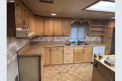 9308 NE 72nd Ave, Vancouver, WA 98665 - Photo 13