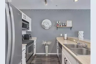 1125 NW 9th Ave #518, Portland, OR 97209 - Photo 13