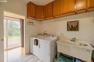 28600 Jones Dr, Foster, OR 97345 - Photo 19