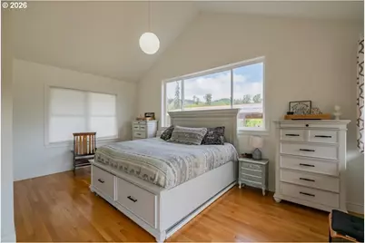 28600 Jones Dr, Foster, OR 97345 - Photo 11