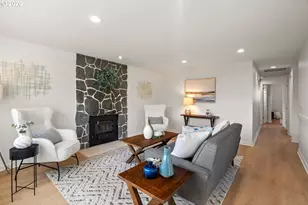 17040 SW Oak St, Beaverton, OR 97007 - Photo 9