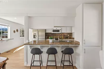 17040 SW Oak St, Beaverton, OR 97007 - Photo 13