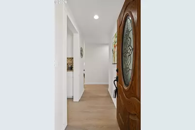 17040 SW Oak St, Beaverton, OR 97007 - Photo 7