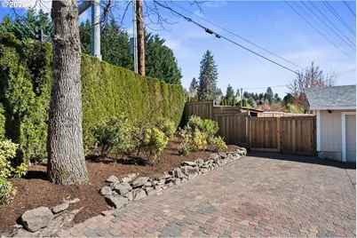 17040 SW Oak St, Beaverton, OR 97007 - Photo 5