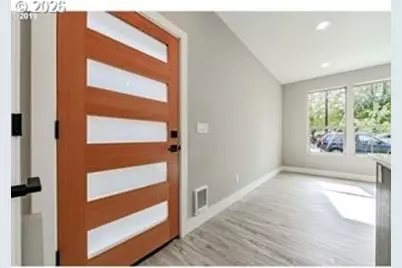 2885 NE Couch St, Portland, OR 97232 - Photo 29
